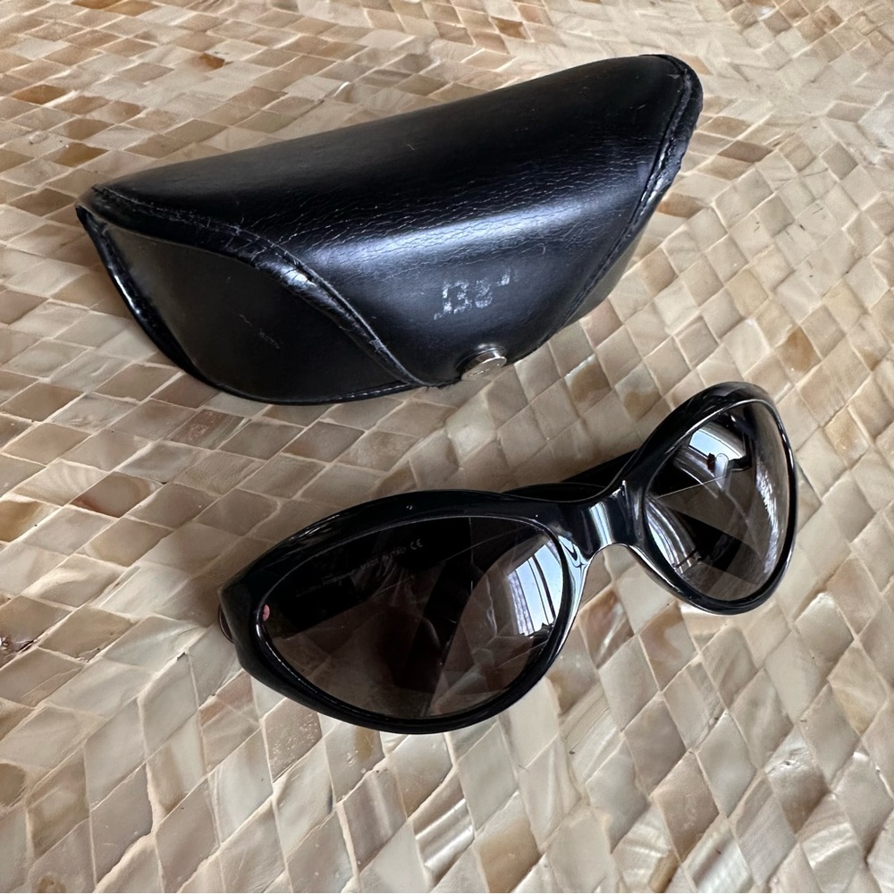 🚫SOLD🚫Y2K Ferragamo Sunglasses with Original Case